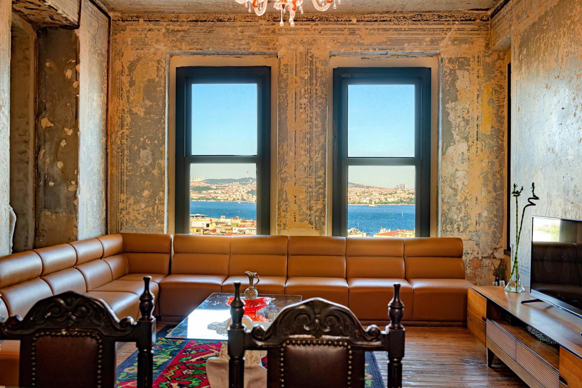 Apartment The -amazing Historical In Prime Location