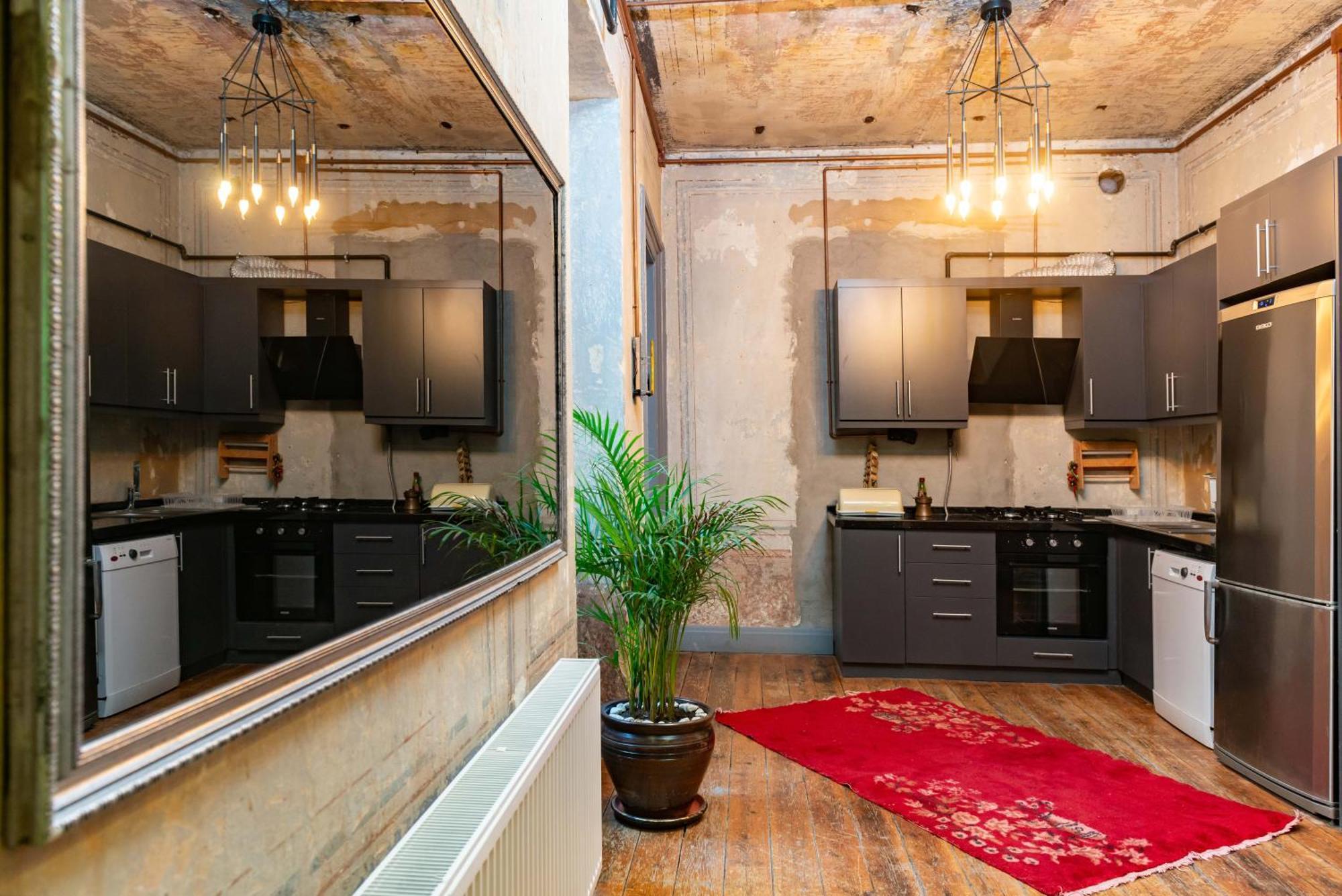 Daire The -amazing Historical In Prime Location