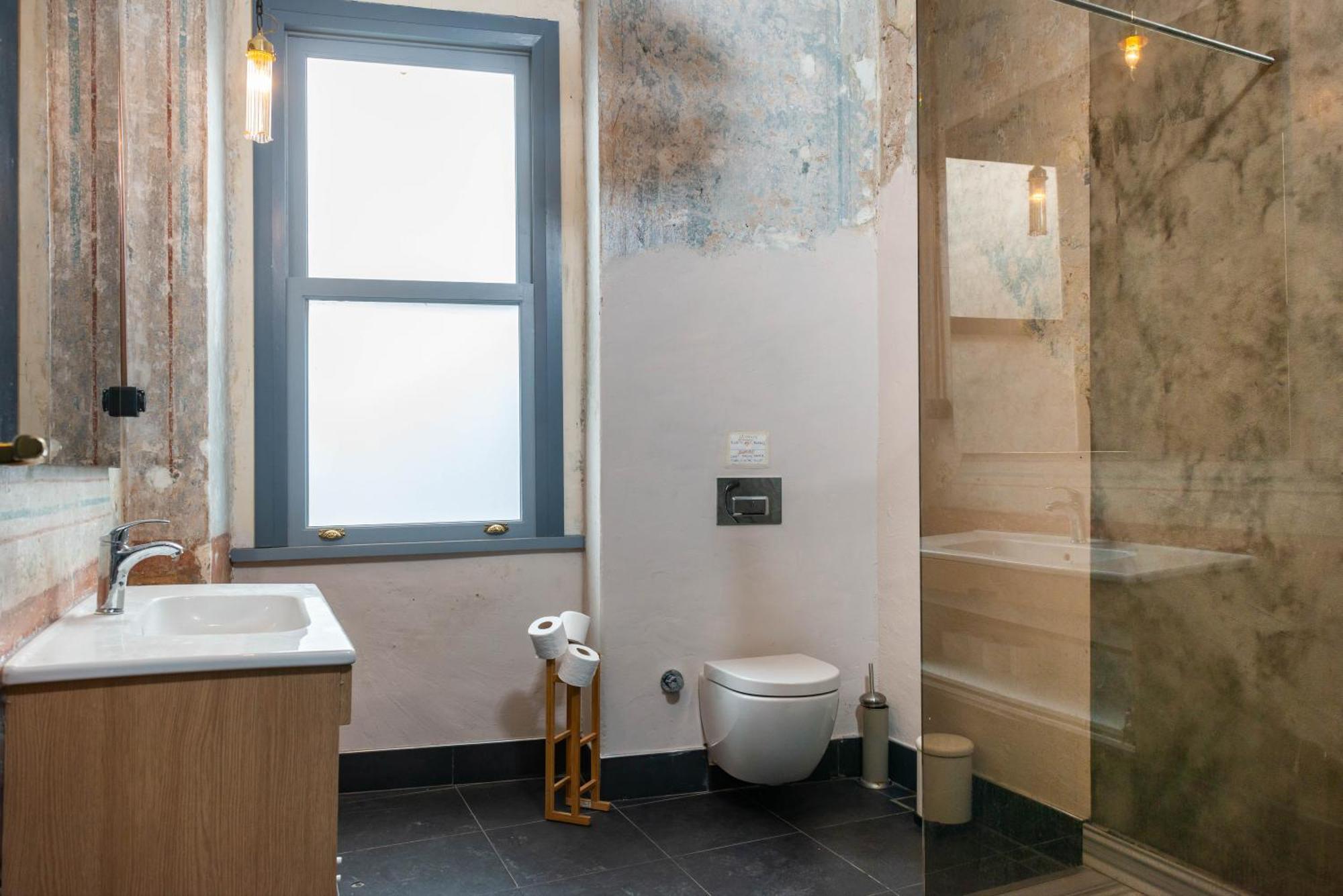 The -amazing Historical In Prime Location Daire