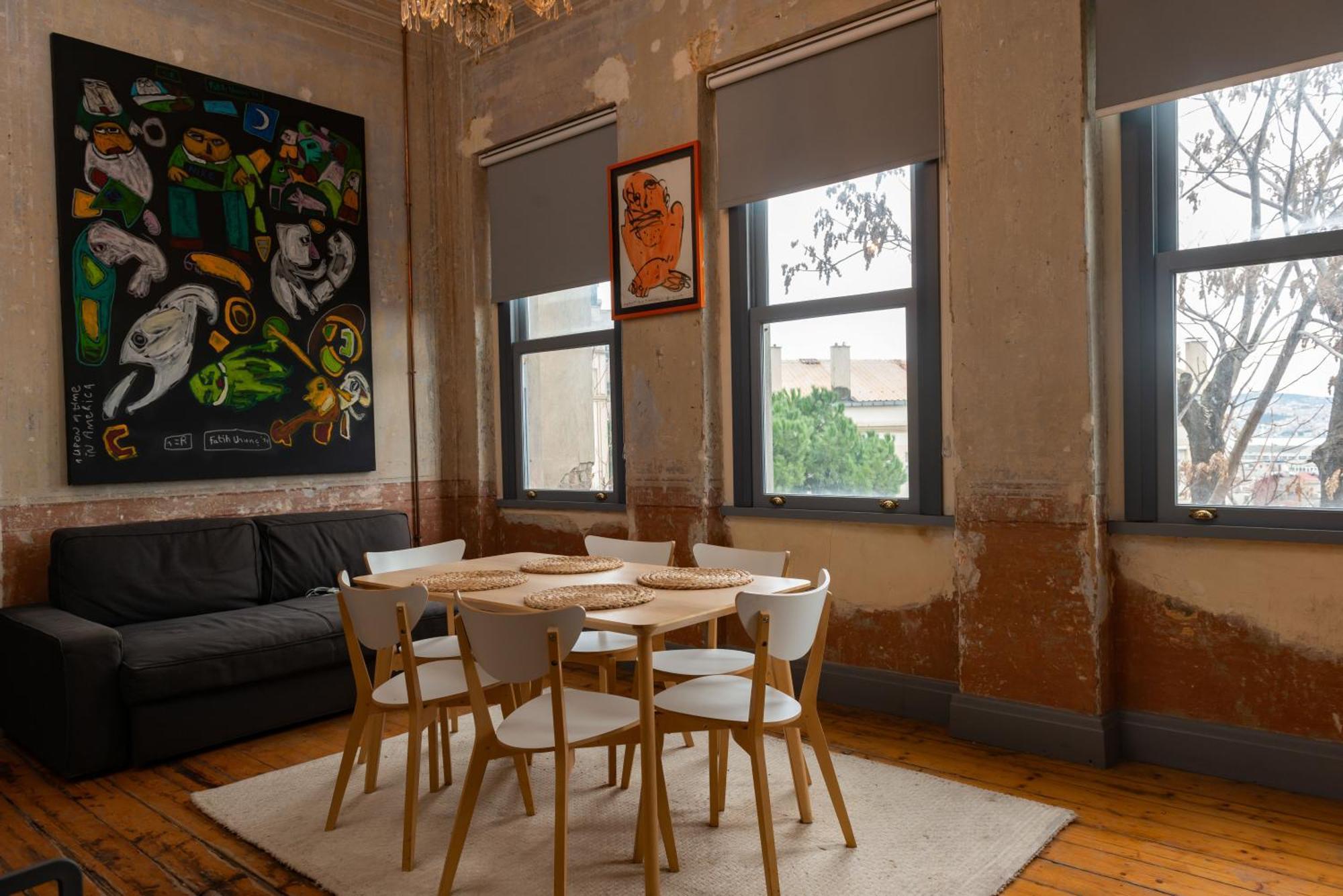 The -amazing Historical In Prime Location Apartment *